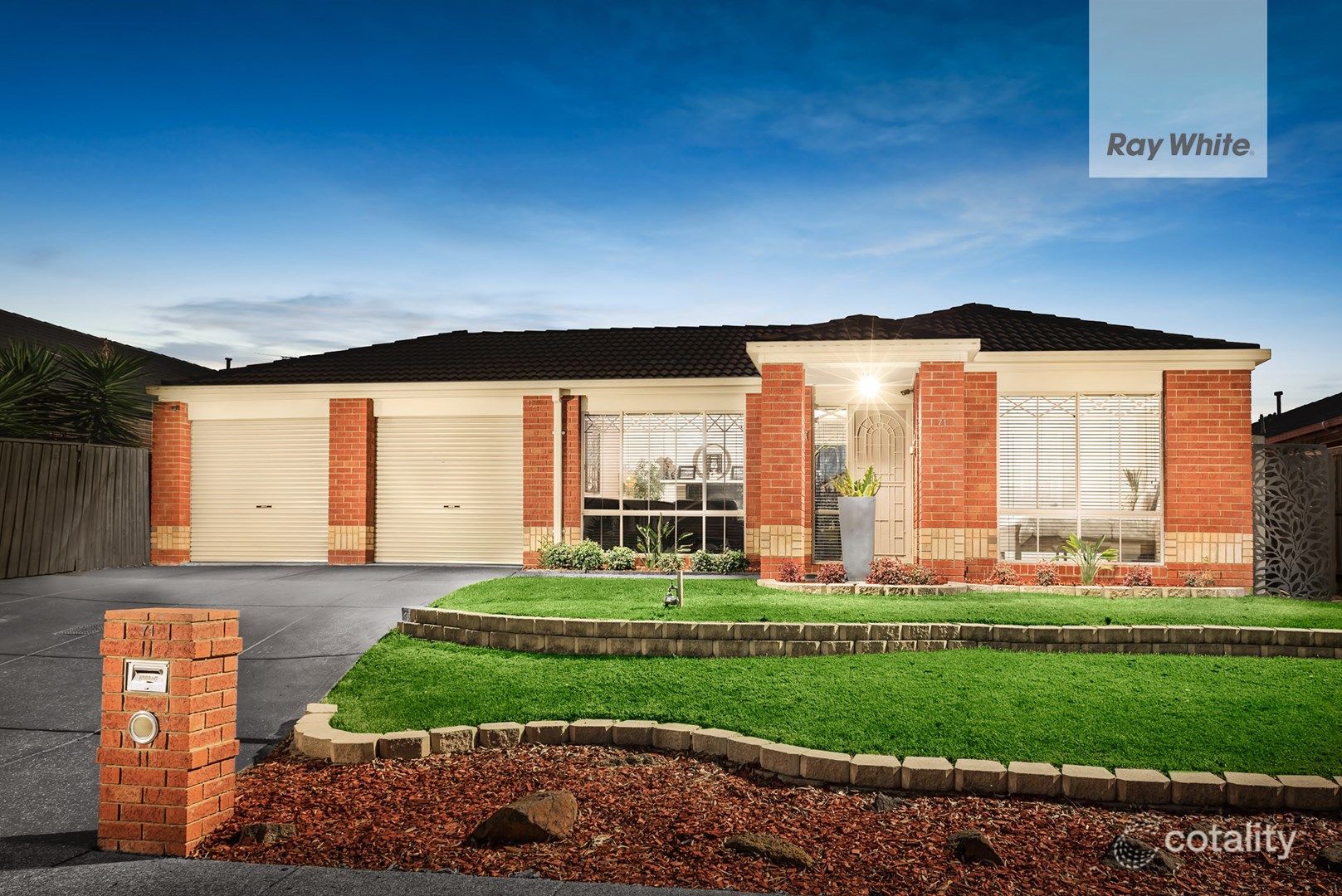 71 Stagecoach Bvd, South Morang, VIC 3752