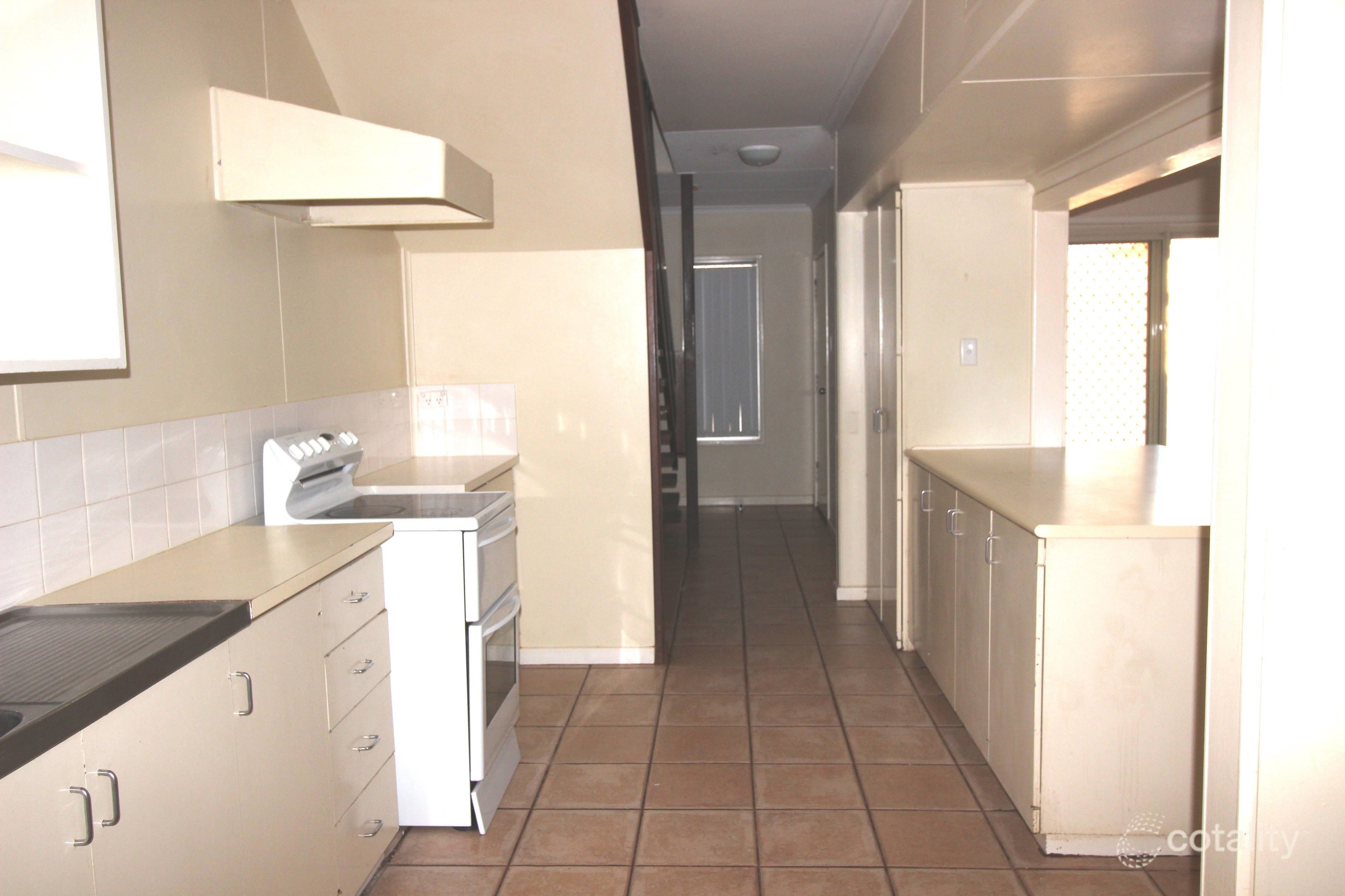 27 Catamore Rd, South Hedland, WA 6722