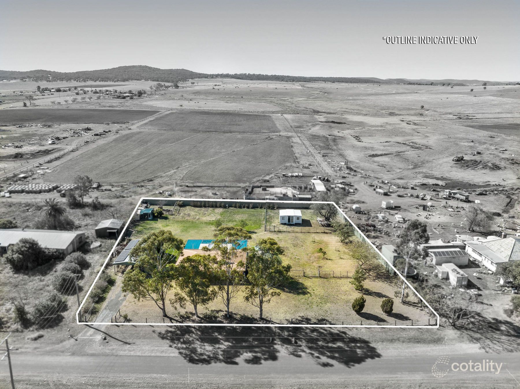 27 Lipp Rd, East Greenmount, QLD 4359