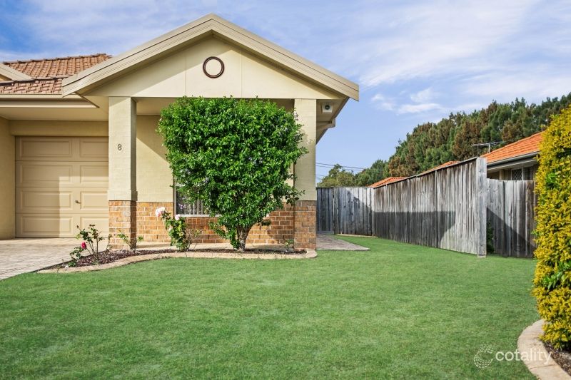 8 Brittania Dr, Tanilba Bay, NSW 2319