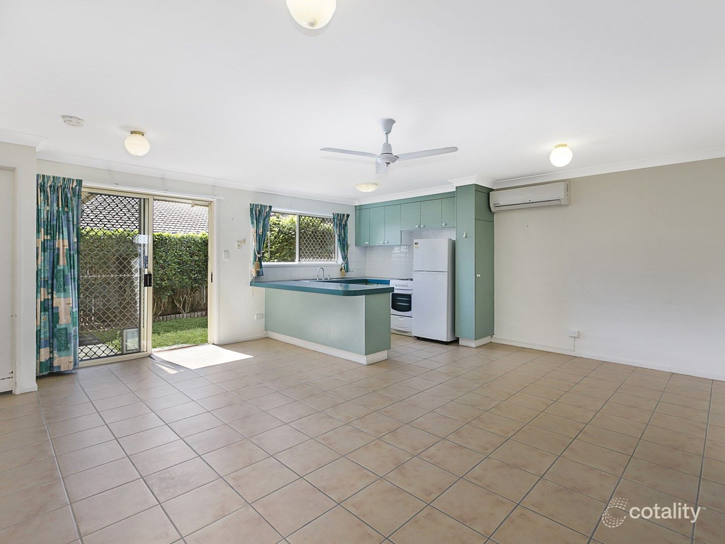 2/17 Ronald St, Wynnum, QLD 4178