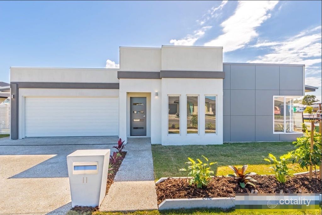 11 Bearberry St, Banksia Beach, QLD 4507