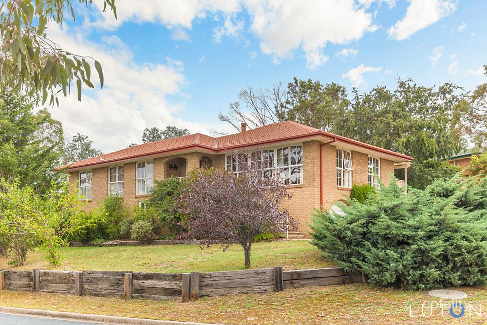 1 Dean Pl, Charnwood, ACT 2615