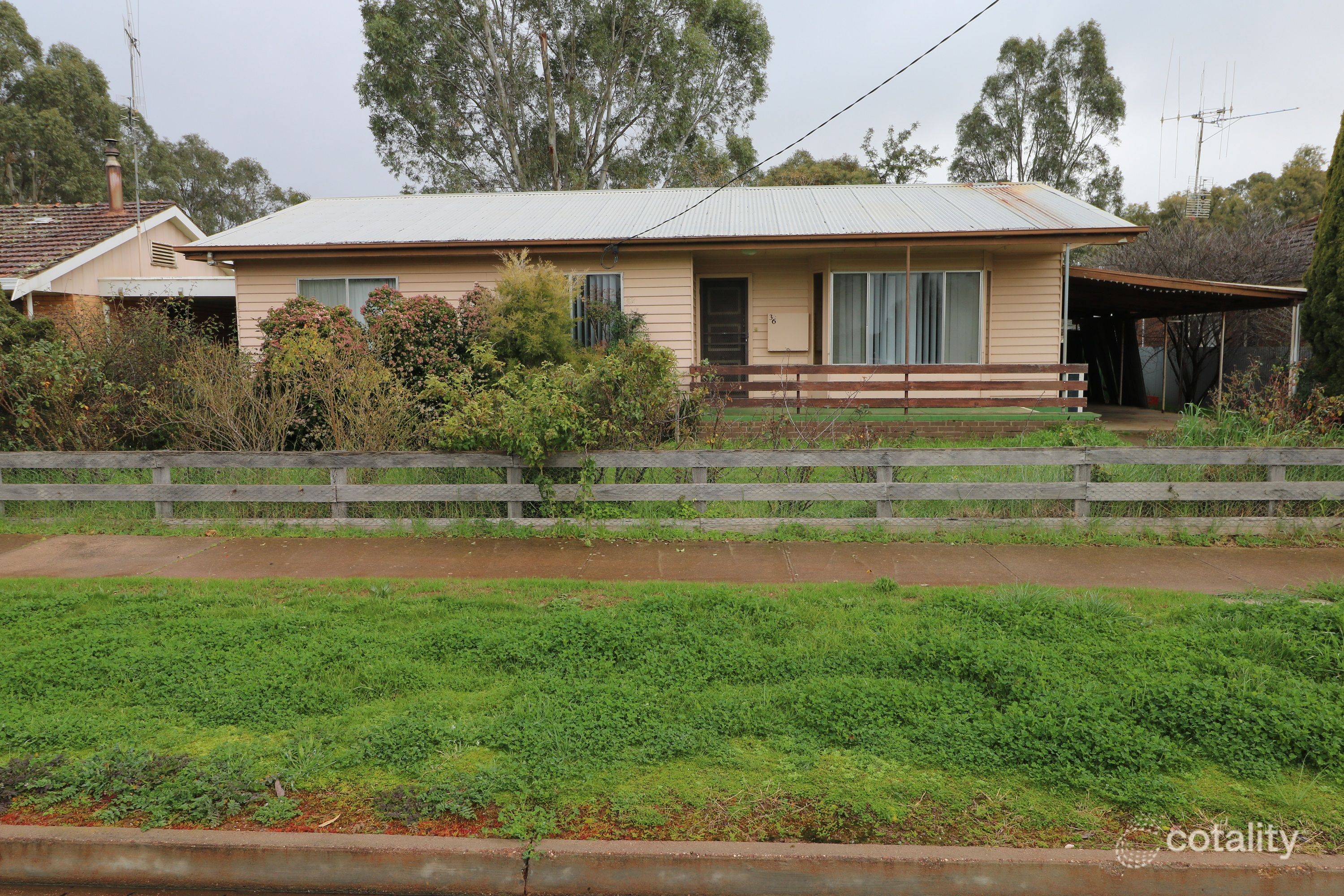 36 Chapel St, Wedderburn, VIC 3518