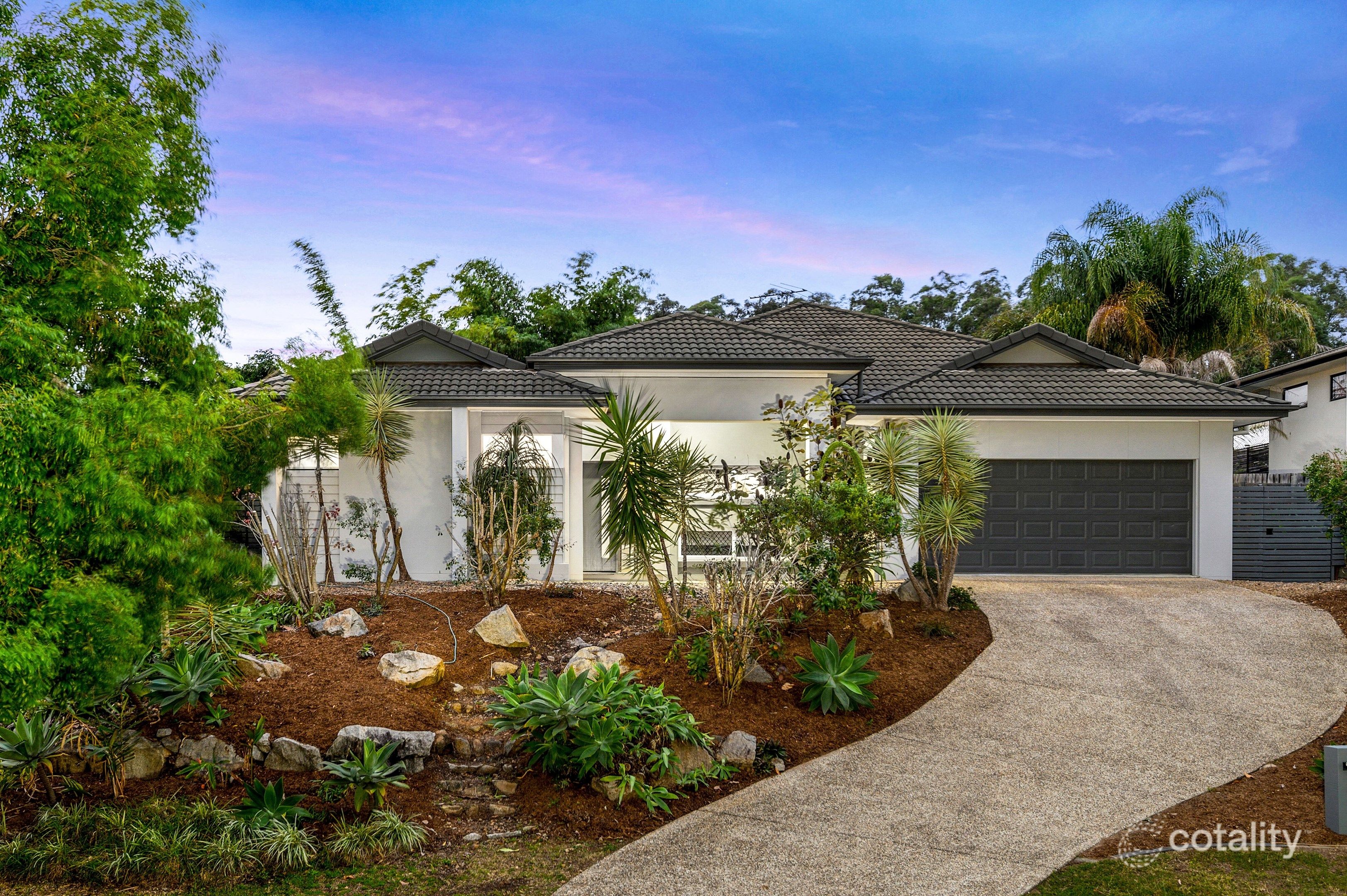 8 Waterhousia Cres, Brookwater, QLD 4300