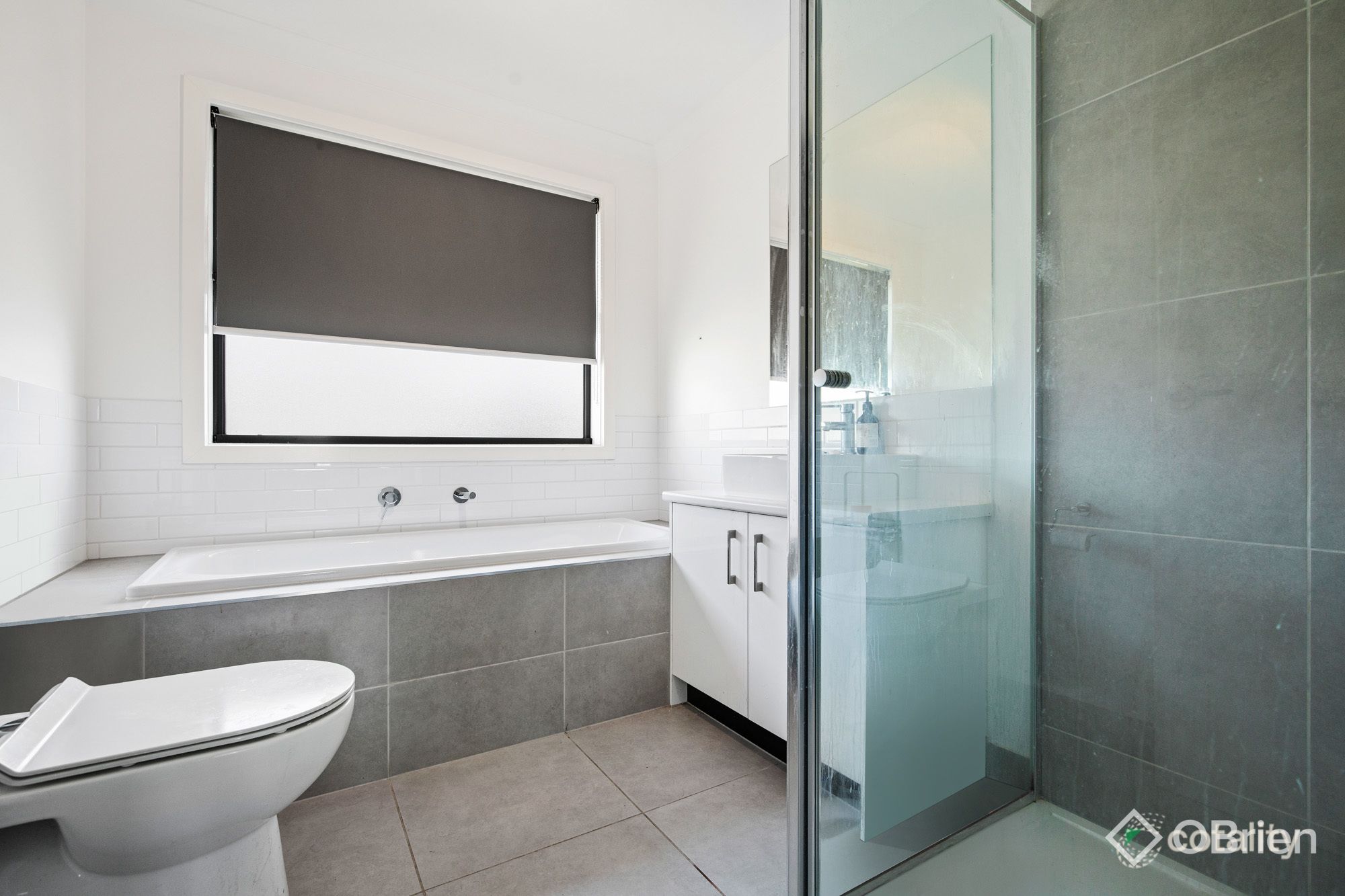 33 Gallaxus Ave, Wyndham Vale, VIC 3024