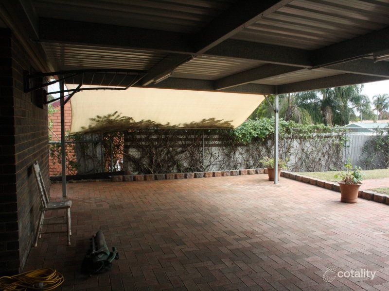 9 Bunker Ave, Nanango, QLD 4615