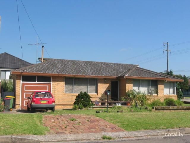 2 Windermere Cres, Panania, NSW 2213