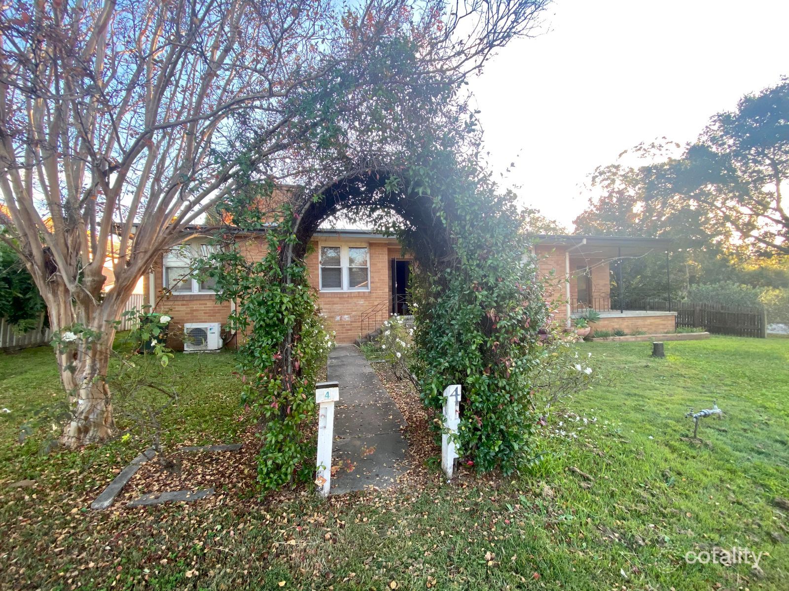 4 Glenview St, Bolwarra Heights, NSW 2320