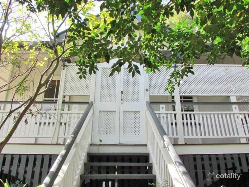 15 Craig St, Red Hill, QLD 4059