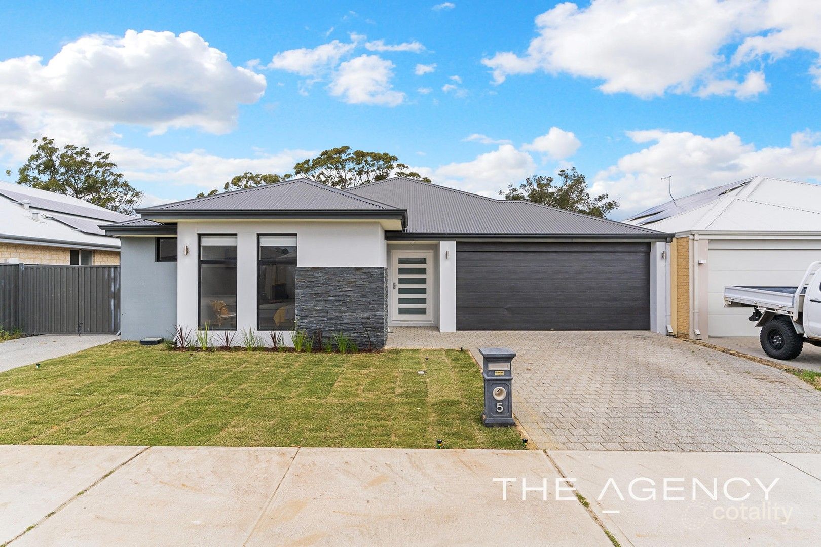 5 Bartley Ch, Aveley, WA 6069
