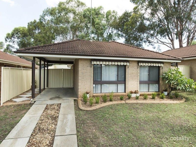 2/26 School House Rd, Glenmore Park, NSW 2745