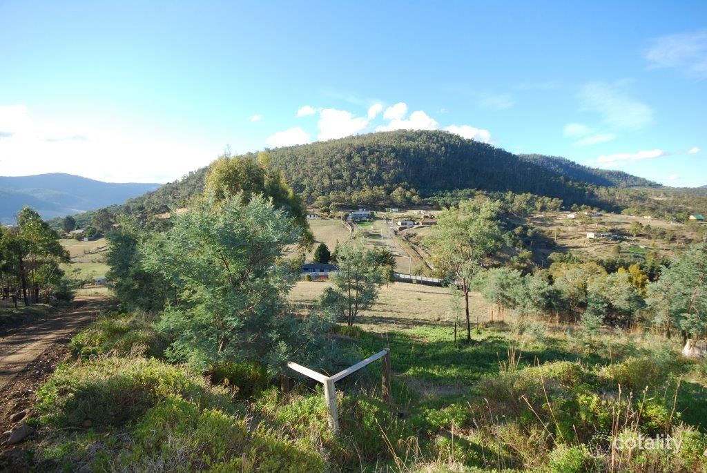 18 Shepherds Dr, New Norfolk, TAS 7140