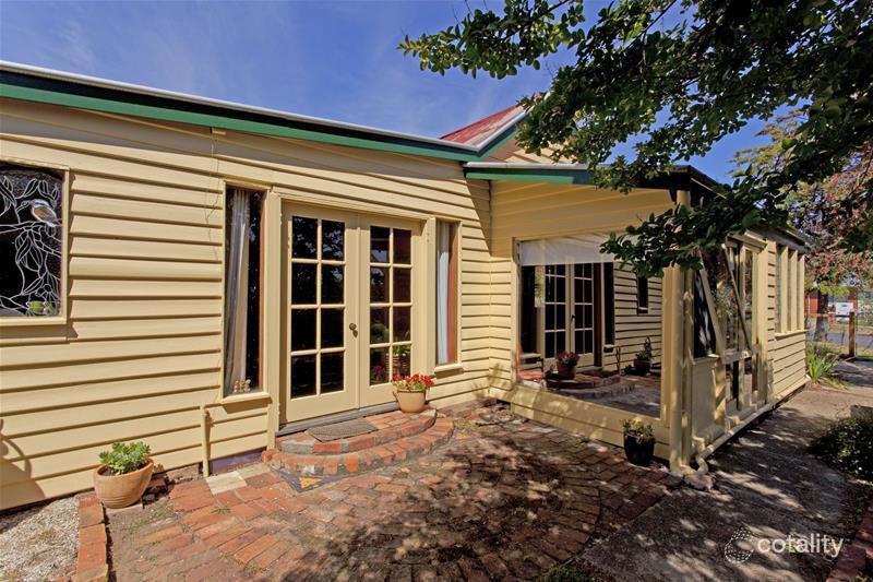 8 Main St, Chiltern, VIC 3683