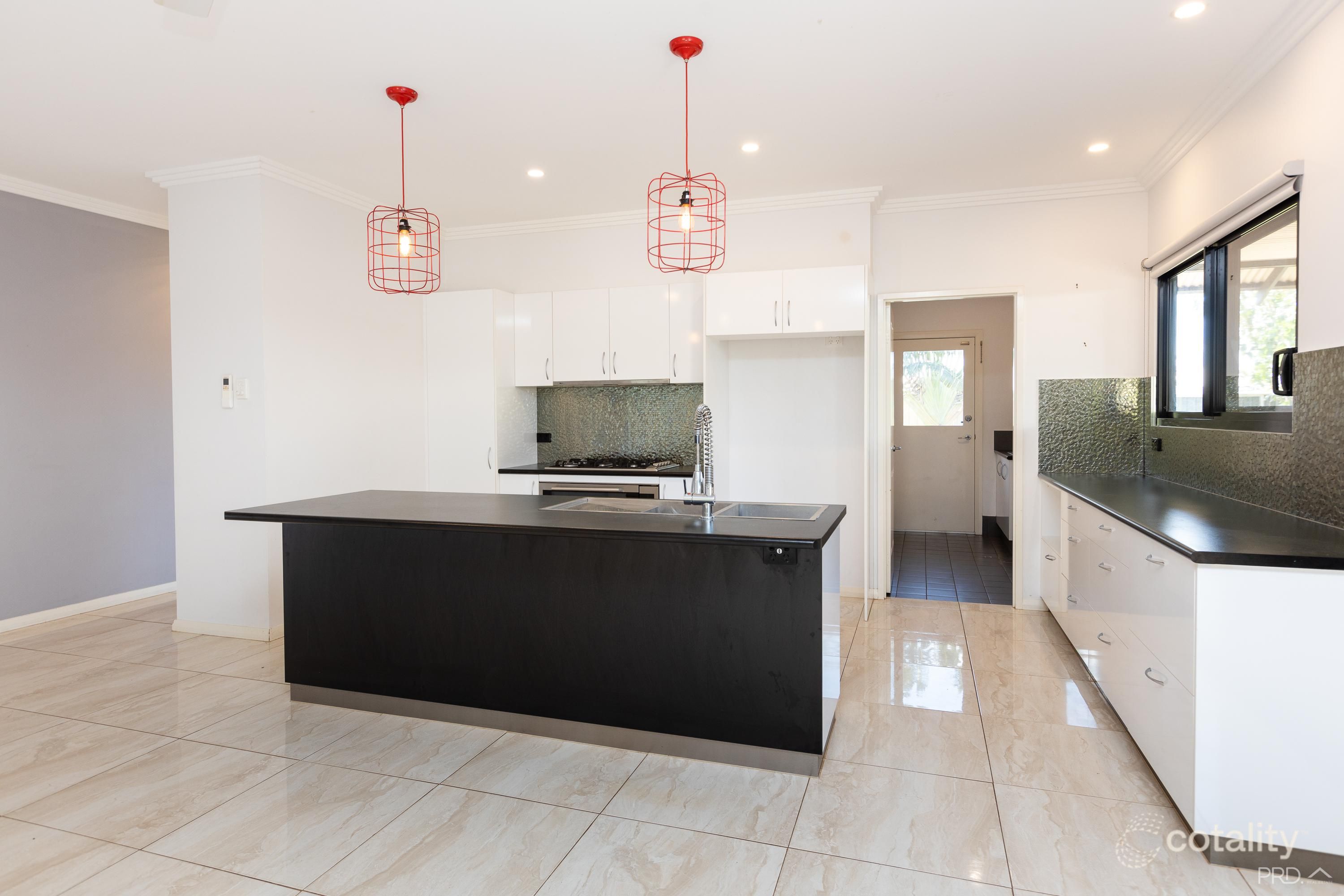 12 Warnangarri Lane, Cable Beach, WA 6726