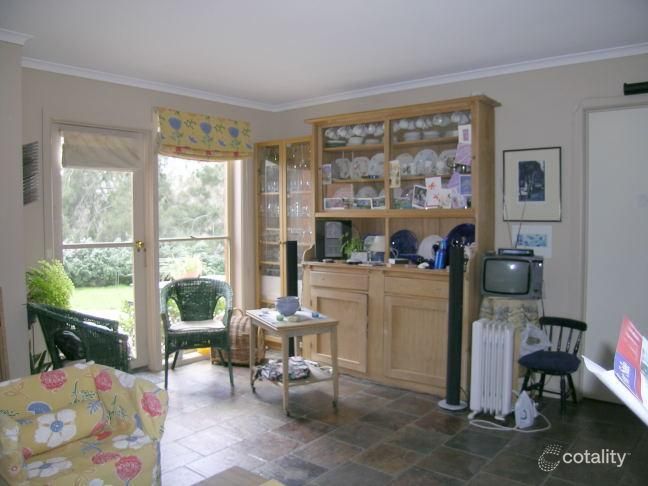 103 Soldier Rd, Ravenswood, VIC 3453