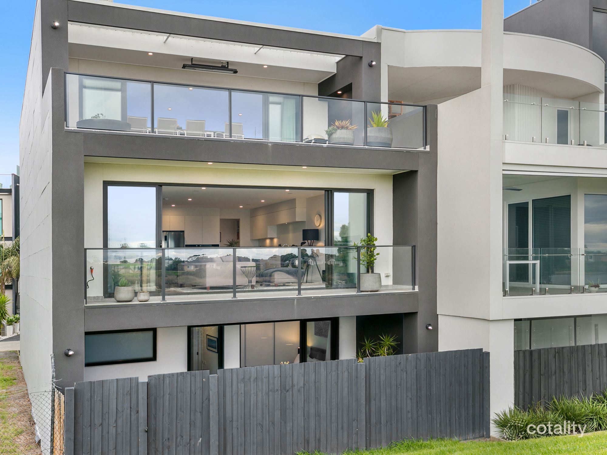 48 Pier One Dr, Patterson Lakes, VIC 3197