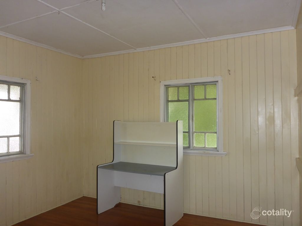 15 Wiggins St, Gatton, QLD 4343