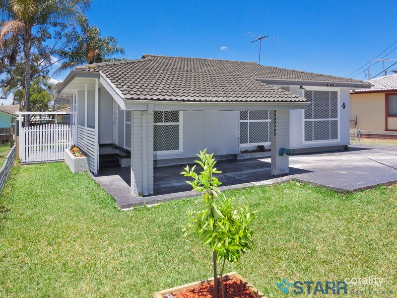 33 Bunsen Ave, Emerton, NSW 2770