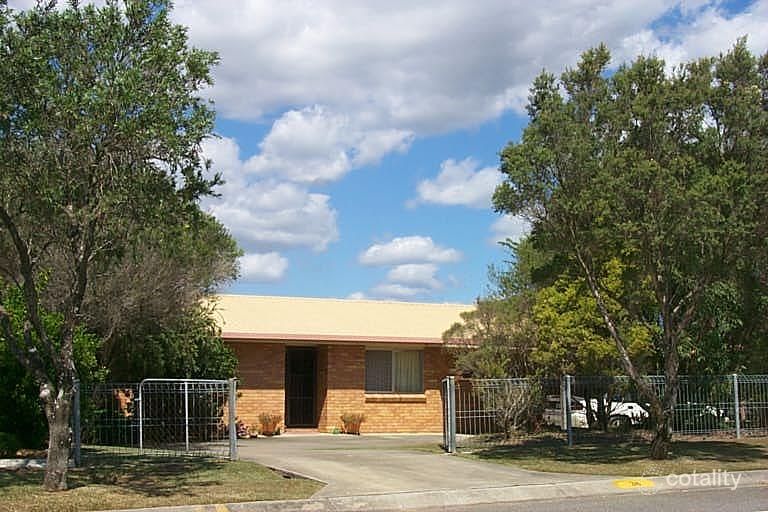 38 Robert Stanley Dr, Mount Warren Park, QLD 4207