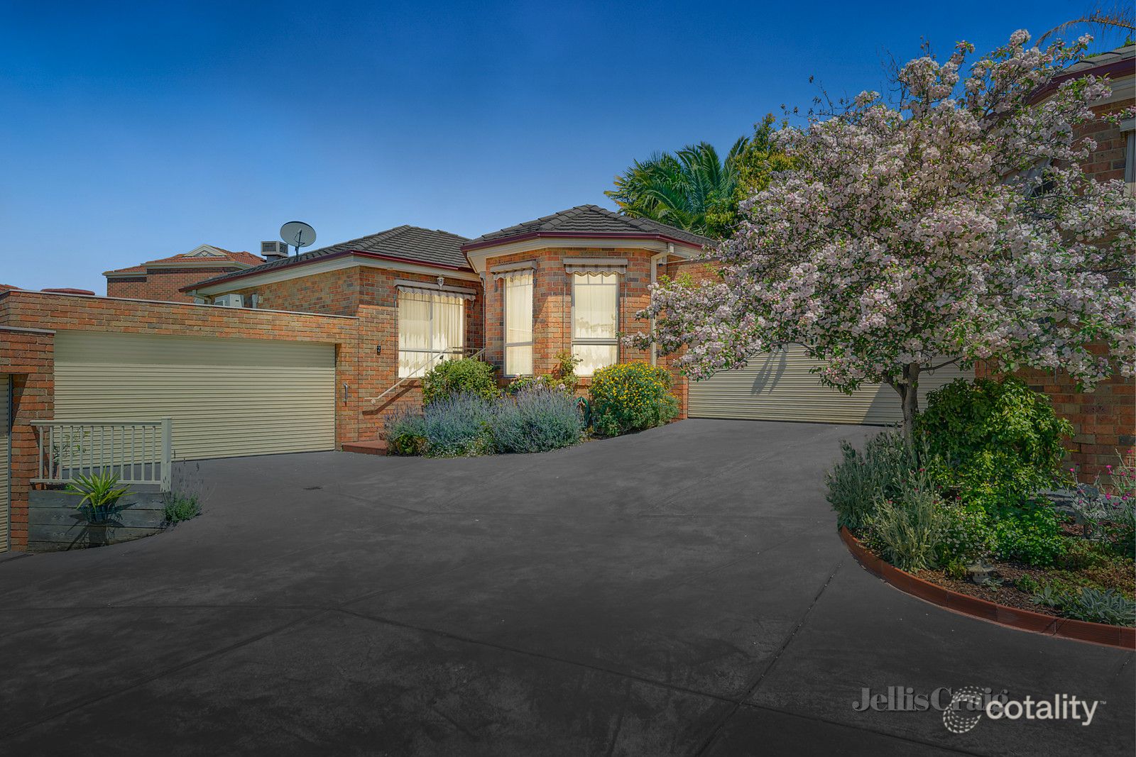 2/27 Ellesmere Pde, Rosanna, VIC 3084