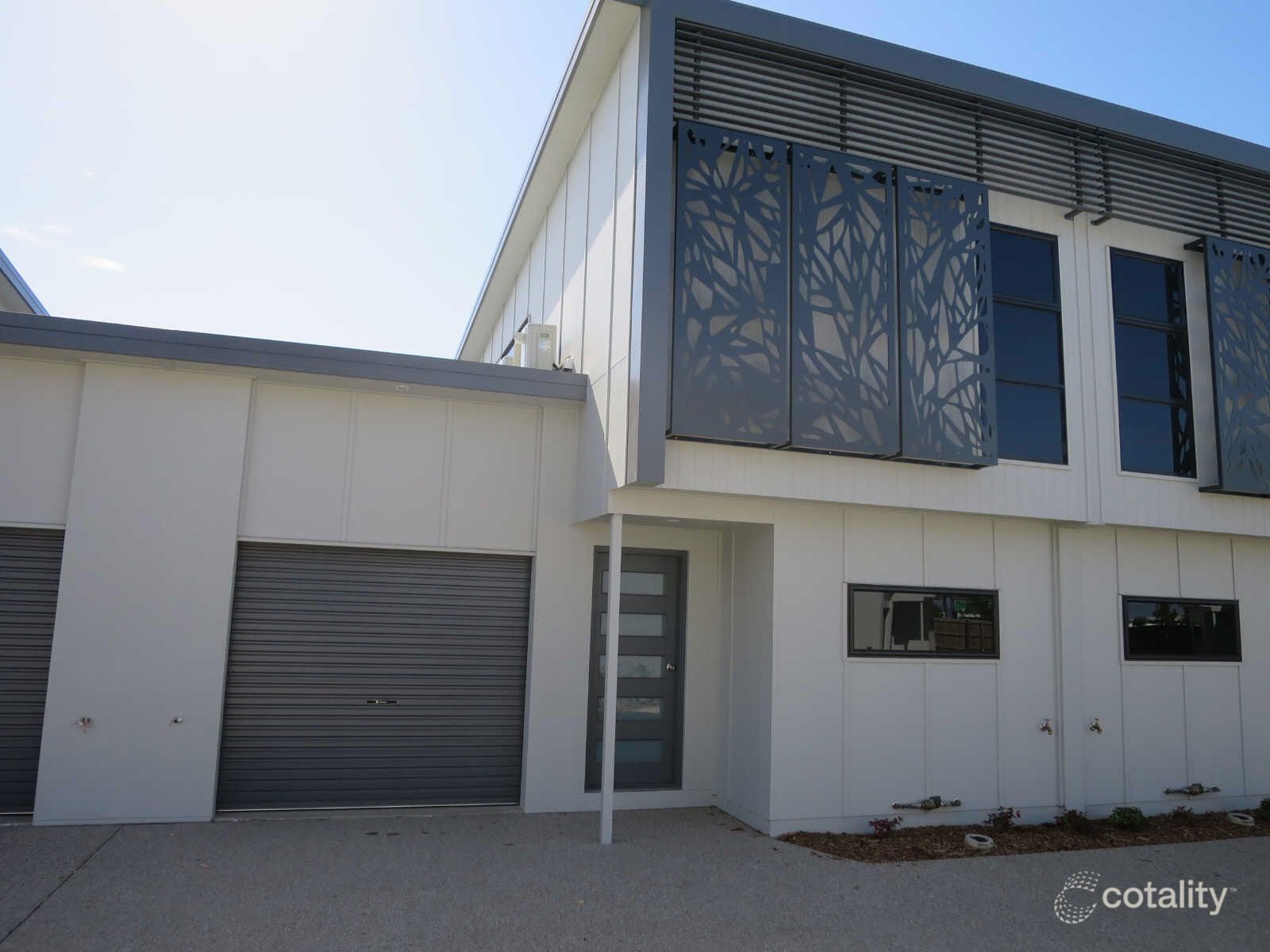 3/2 Makybe Diva Dr, Ooralea, QLD 4740