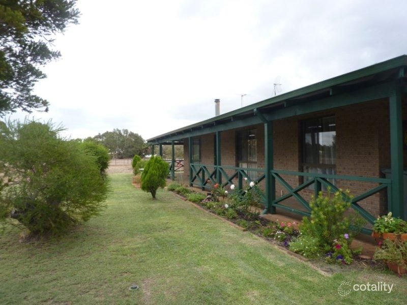 428 Garvey Rd, Dardanup West, WA 6236