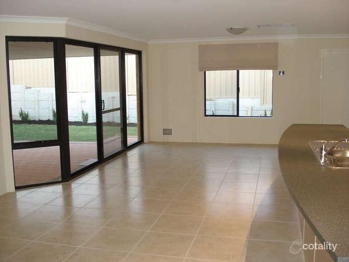 49 Stanton Rd, Redcliffe, WA 6104