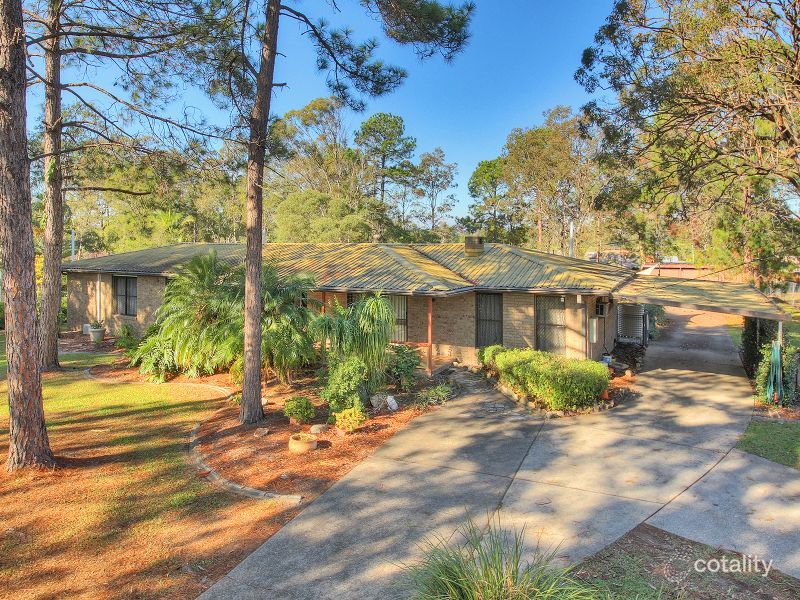 37 Pinelands St, Loganlea, QLD 4131