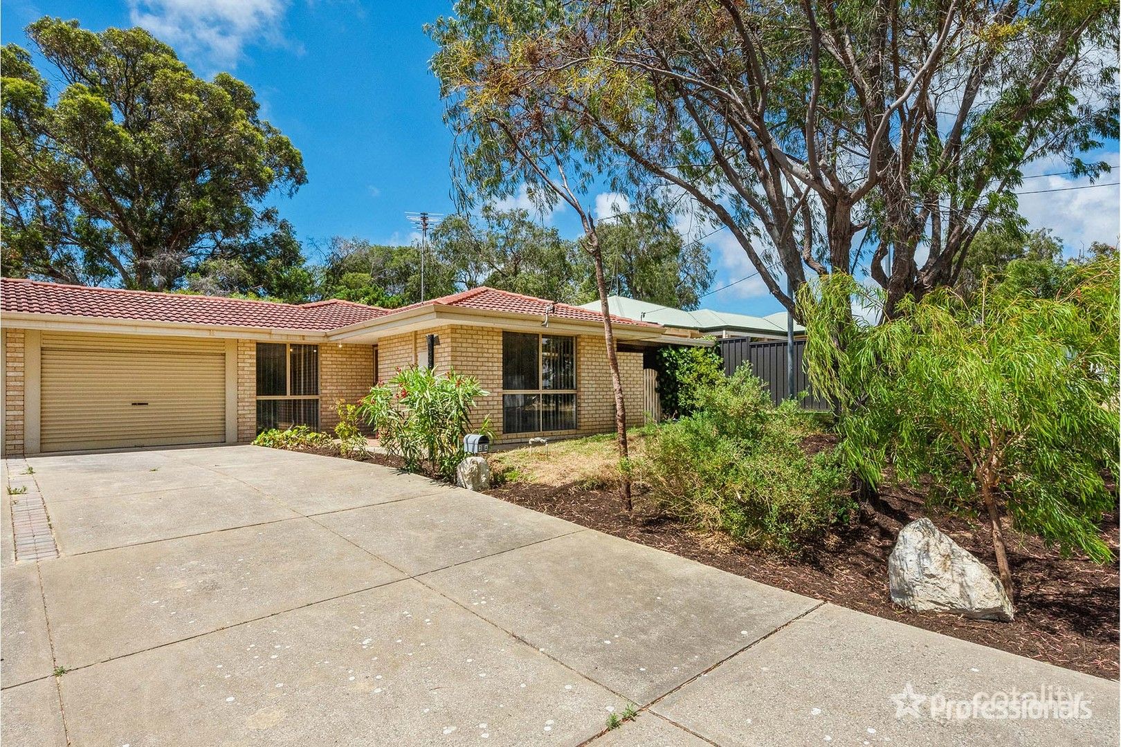 3a Tuart Cl, Bouvard, WA 6211