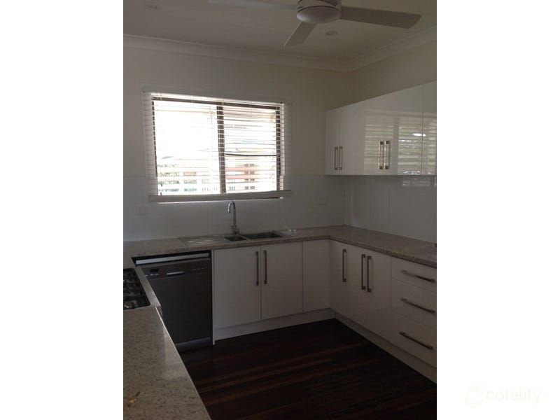 7a Hutton Ave, Wynnum, QLD 4178