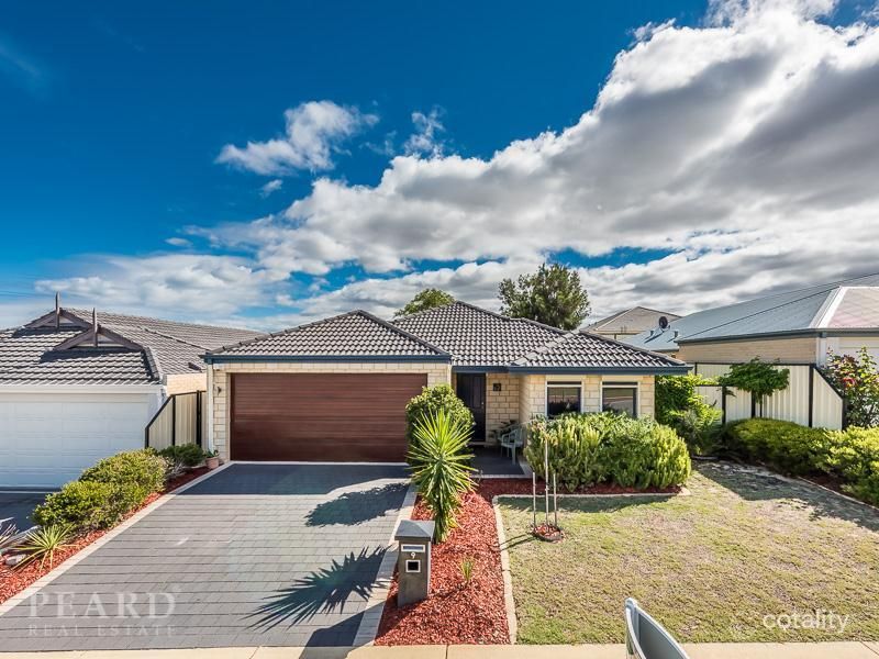 9 Hacienda Dr, Clarkson, WA 6030