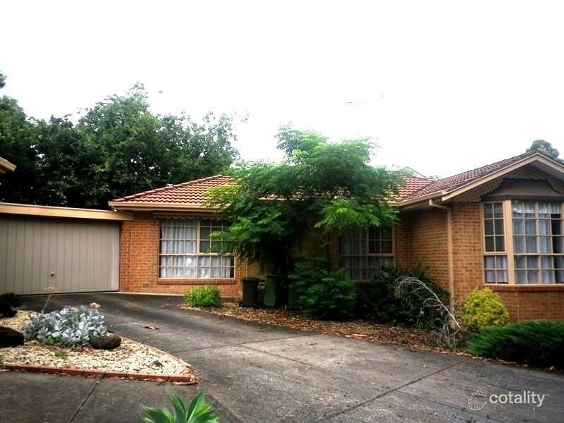 2/8 Iffley Ct, Ivanhoe, VIC 3079