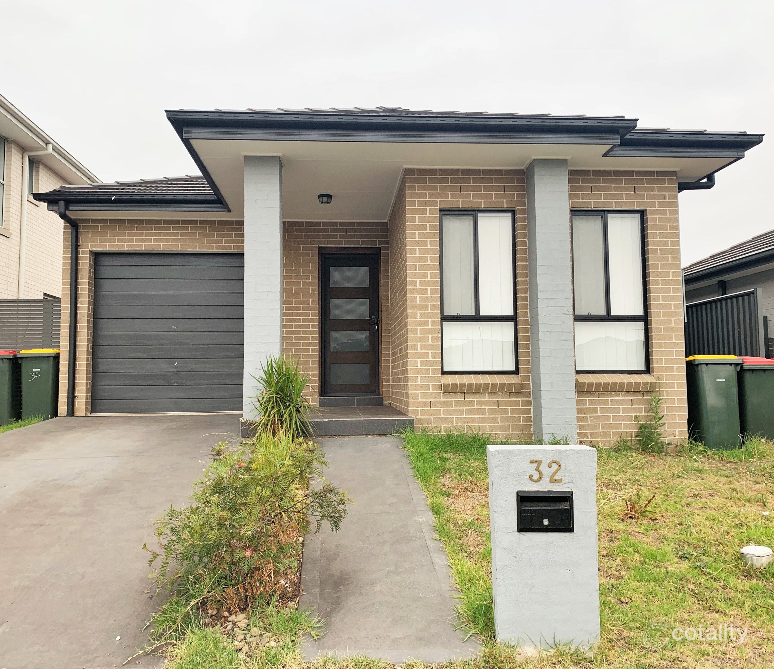 32 Howarth St, Ropes Crossing, NSW 2760
