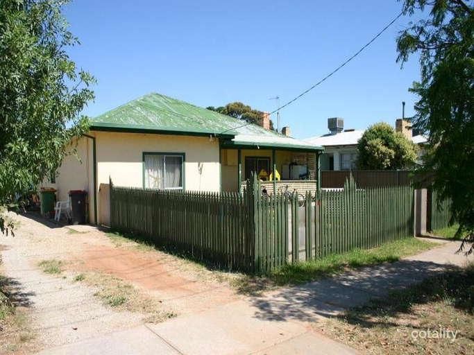 98 Stradbroke Ave, Swan Hill, VIC 3585