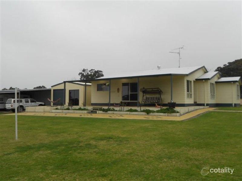 51 Young Rd, Pinwernying, WA 6317