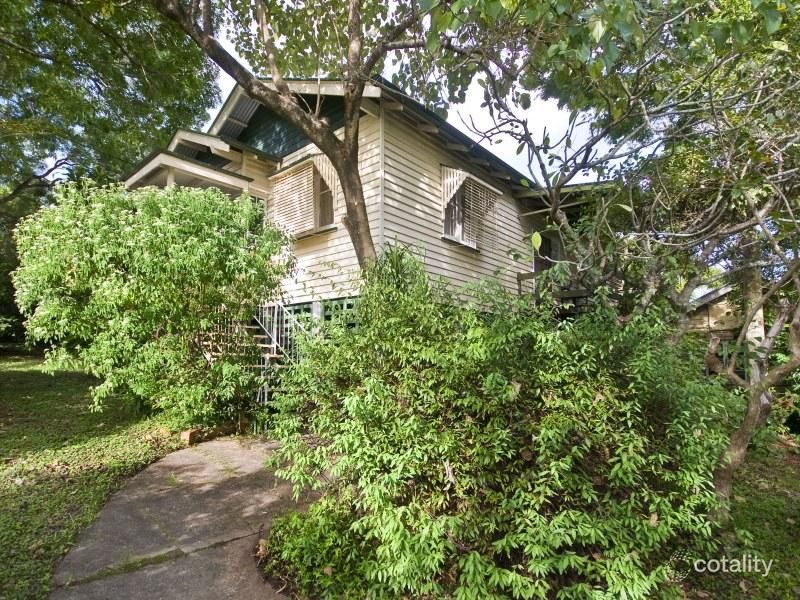 32 Leigh St, Coorparoo, QLD 4151