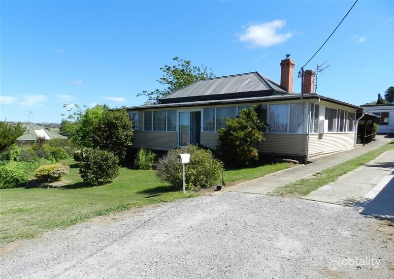8 Mount St, Yass, NSW 2582
