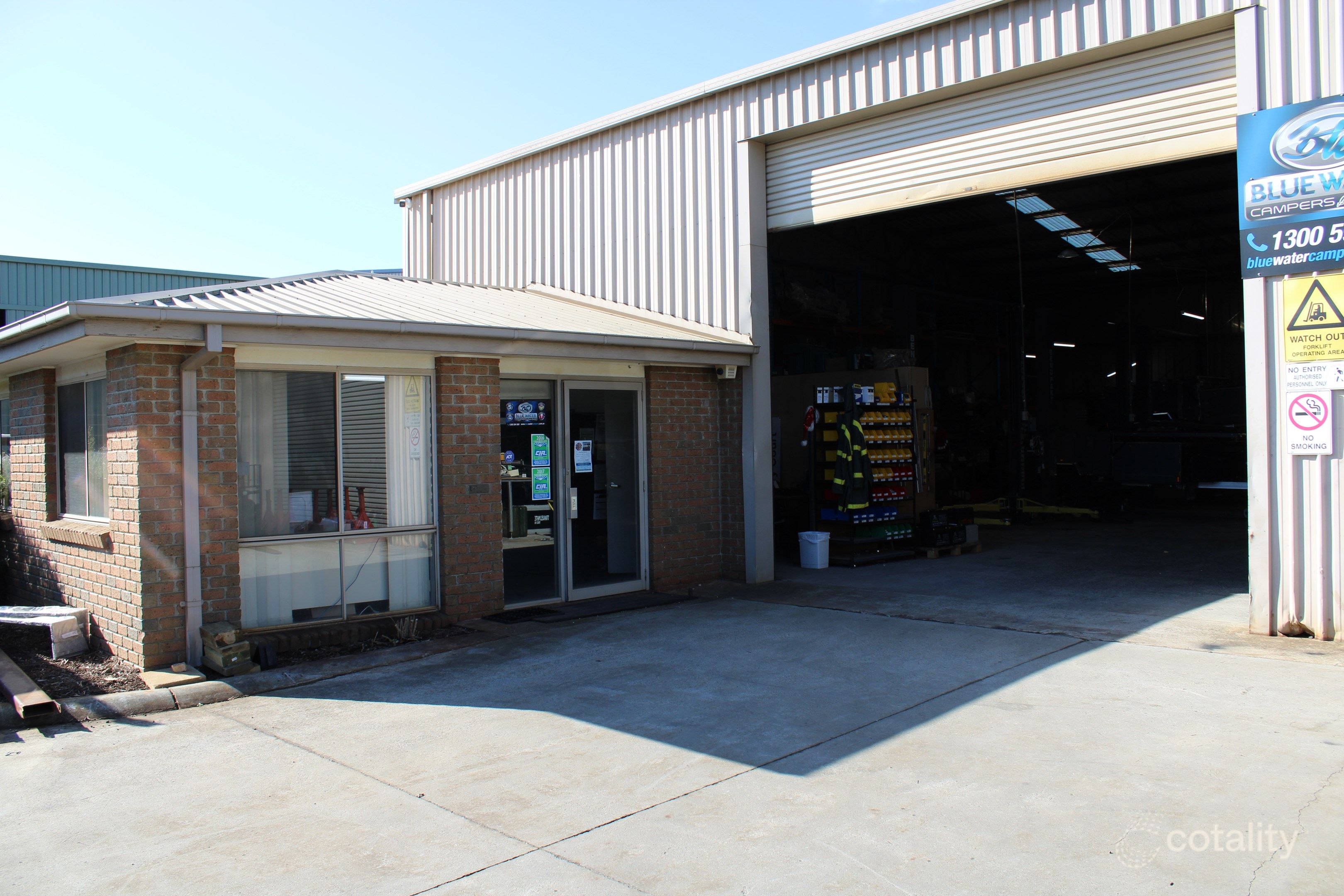 4 Embrey Ct, Pakenham, VIC 3810