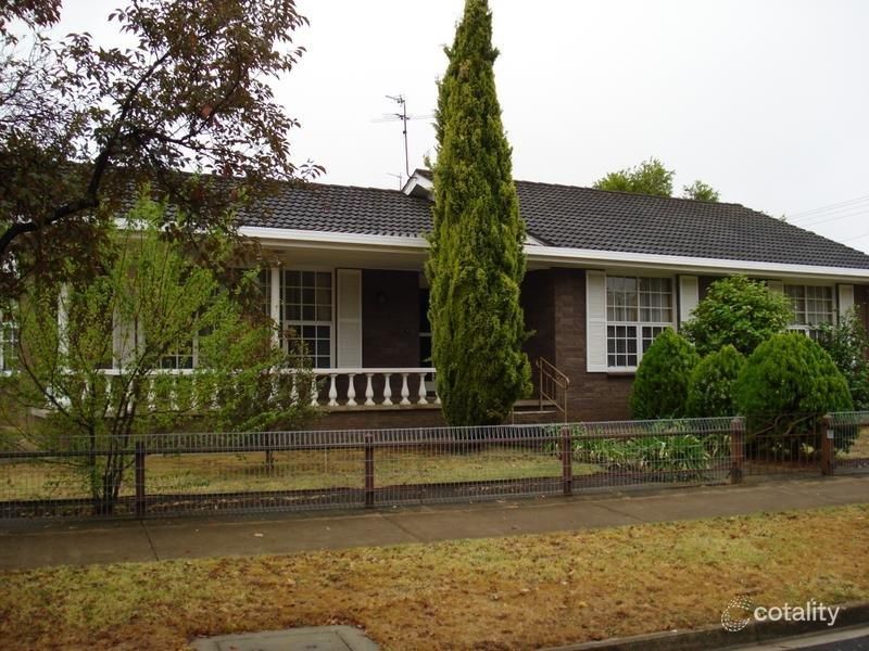 2 Laidlaw St, Maryborough, VIC 3465