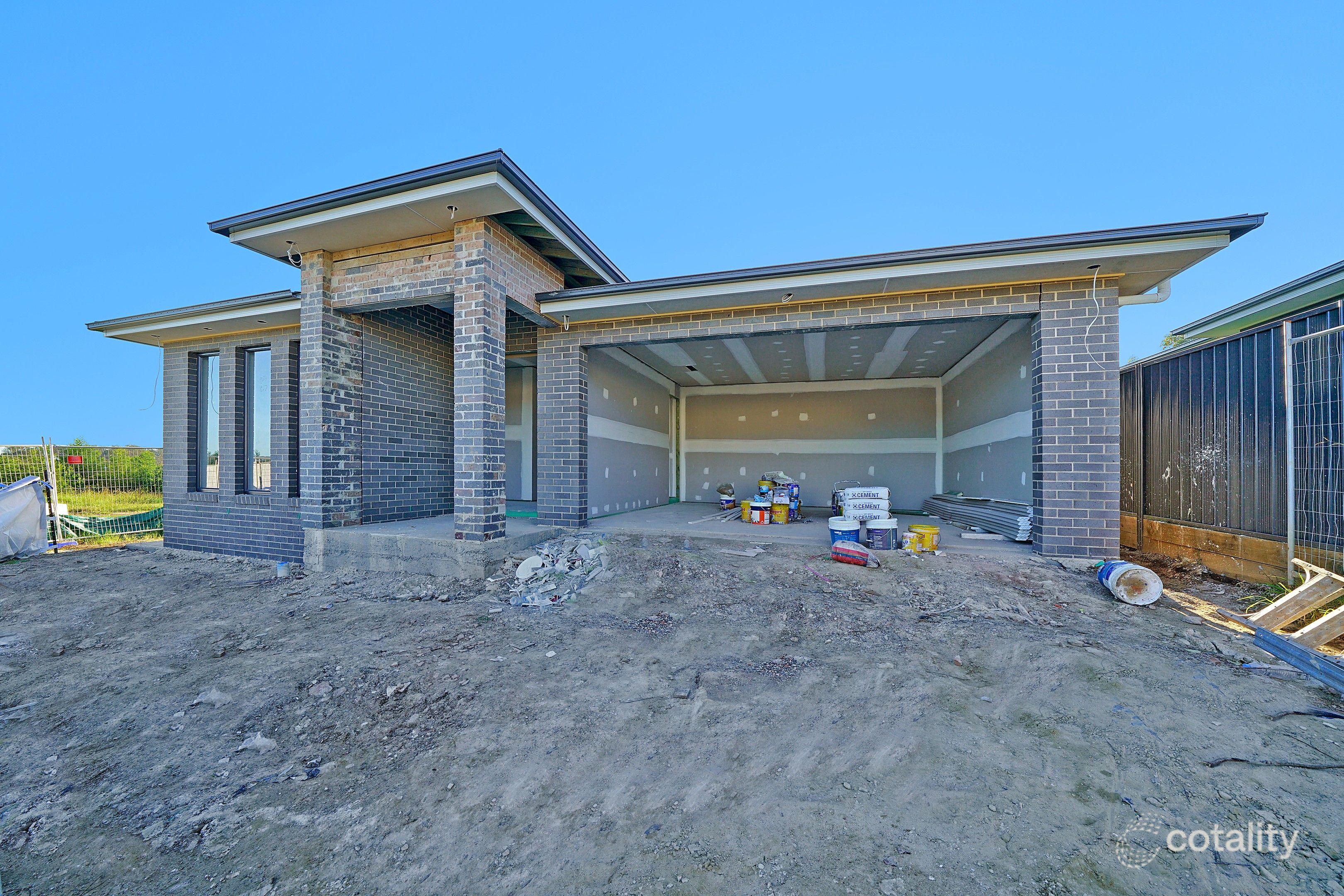 45 Roy Cres, Thirlmere, NSW 2572