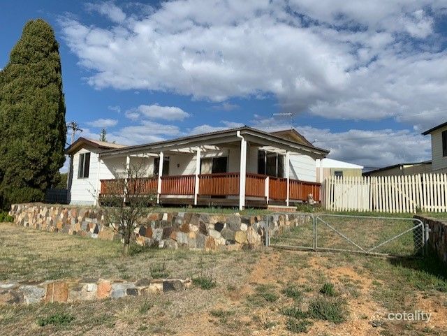 1 Wooran St, Cooma, NSW 2630
