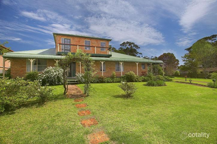 32 Laird Dr, Avoca Beach, NSW 2251