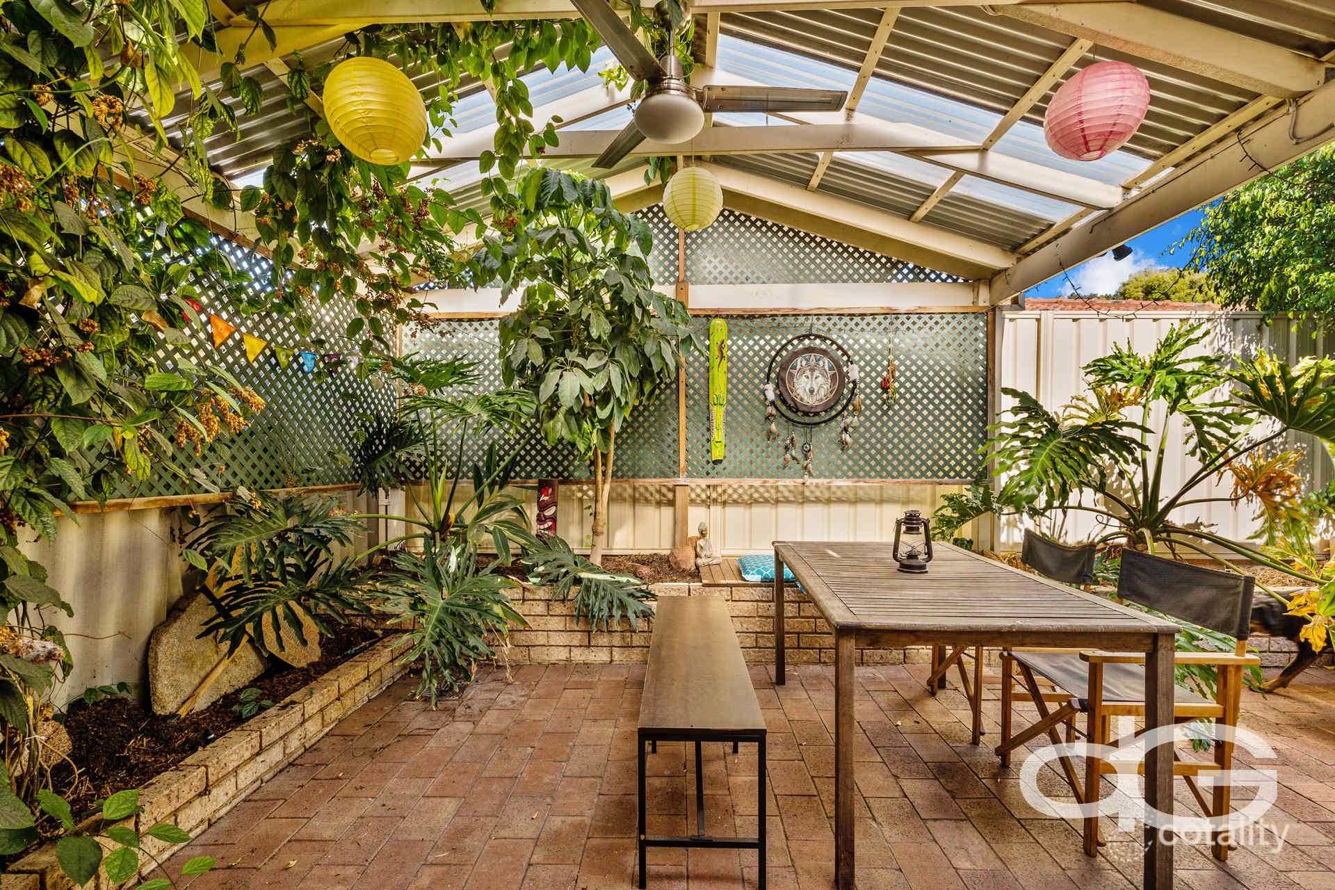 9/165 Holland St, Fremantle, WA 6160