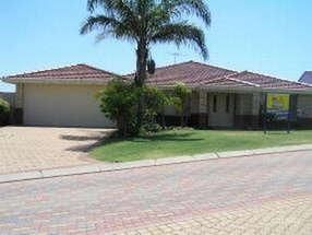 23 Rayner Dr, Landsdale, WA 6065