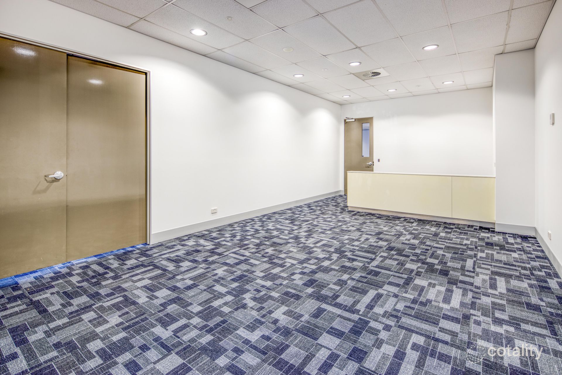 38 Southgate Ave, Cannon Hill, QLD 4170