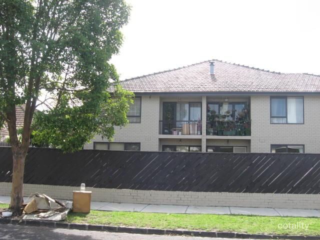 1/2 Adelaide St, Murrumbeena, VIC 3163