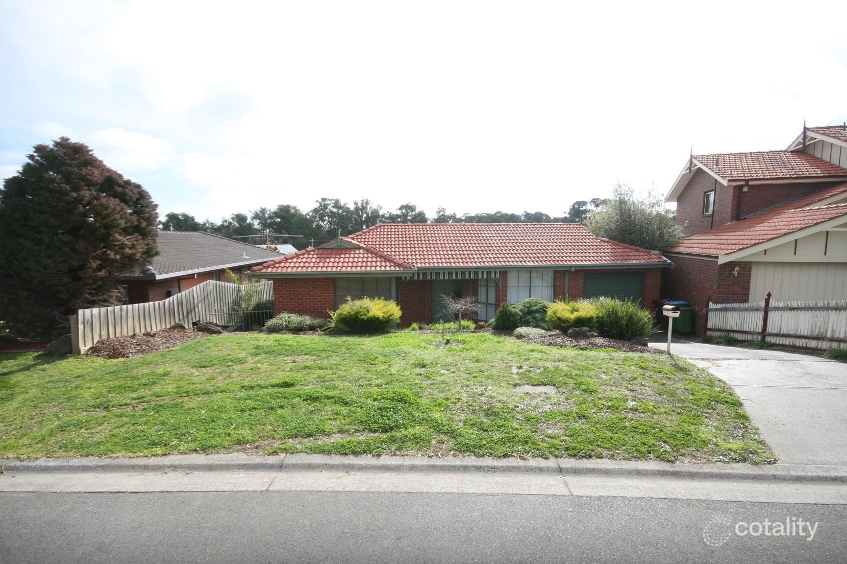 31 Latrobe Ct, Croydon Hills, VIC 3136