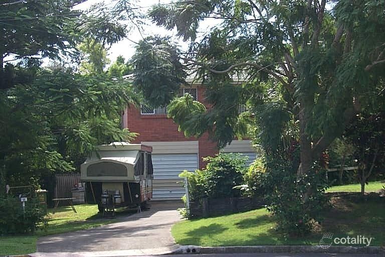 11 Ikana Ct, Southport, QLD 4215
