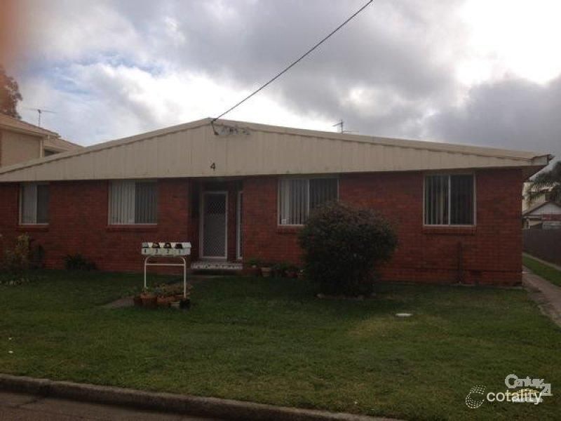 1/4 Clara St, Belmont South, NSW 2280